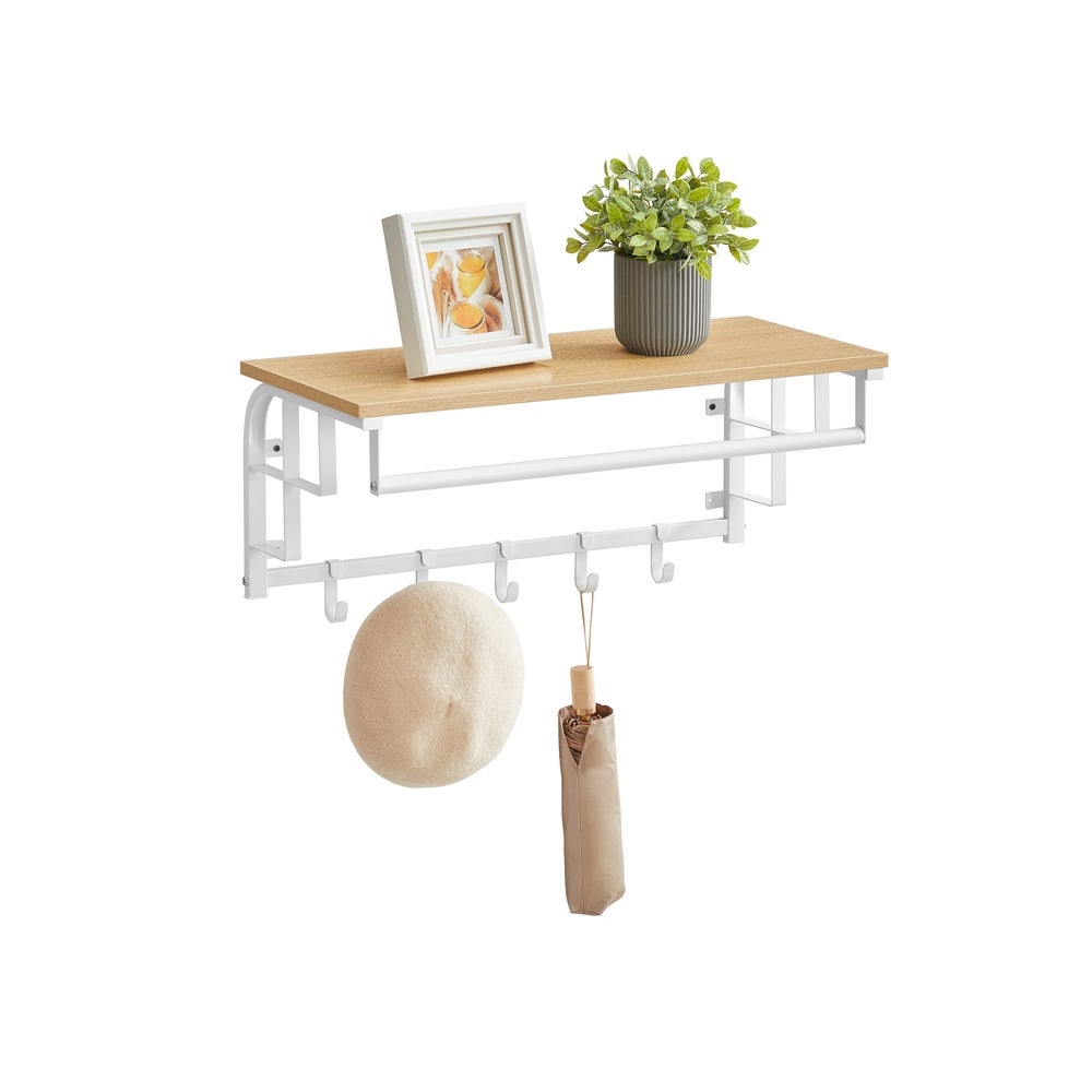Perchero mural MDF Songmics roble dorado 66x27x30 cm con ganchos blancos - Imagen 4