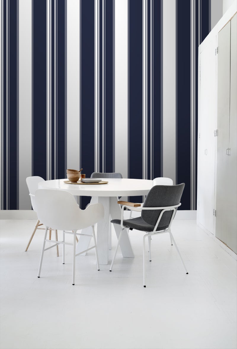 Papier peint à rayures bleu marine - 53 cm x 10.05 m - ESTAhome - 2