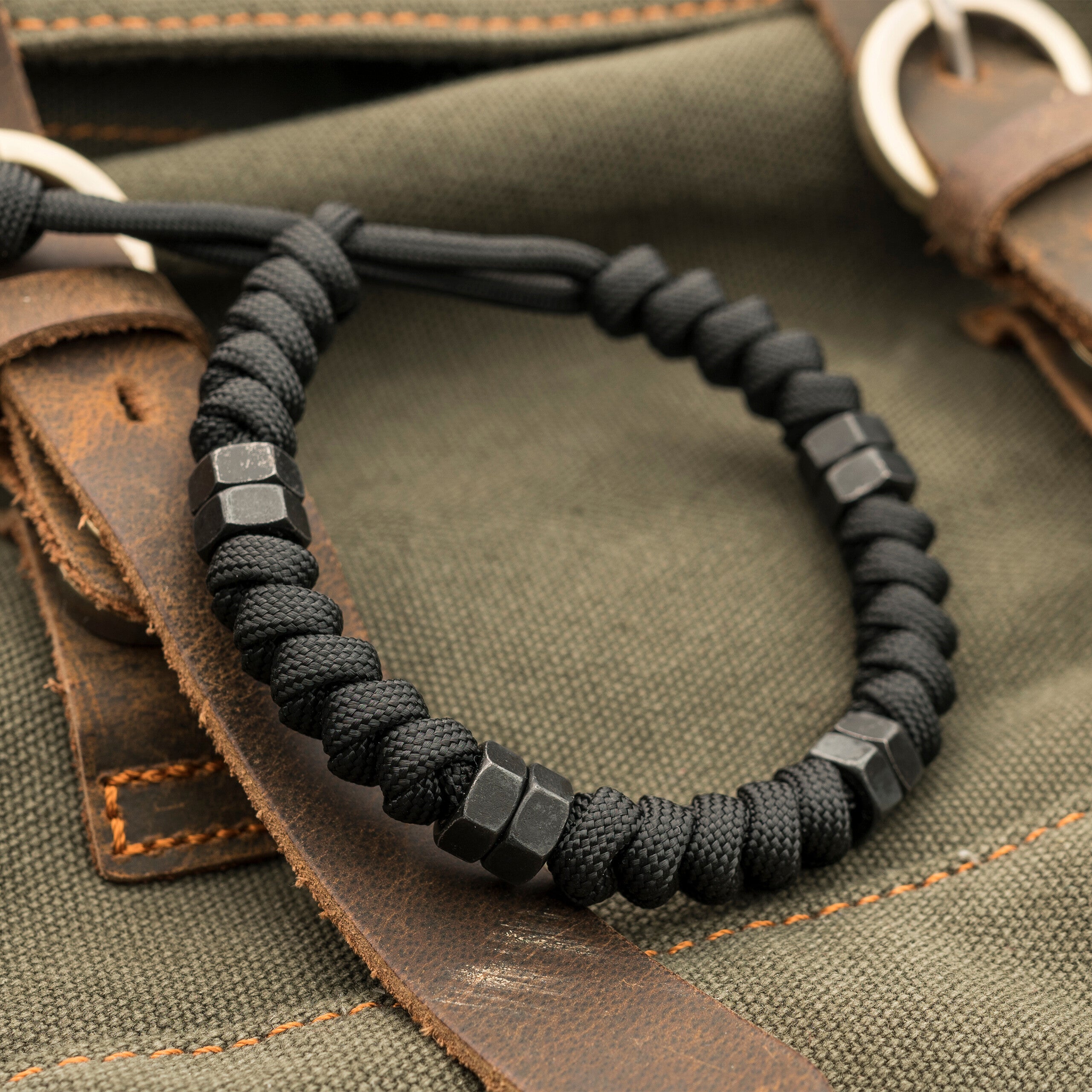 Corde paracorde en nylon, 80 m x 4 mm, anti-déchirure, type 3, 9 brins intérieurs + 32 extérieurs, jusqu'à 250 kg, noire, Relaxdays - 3