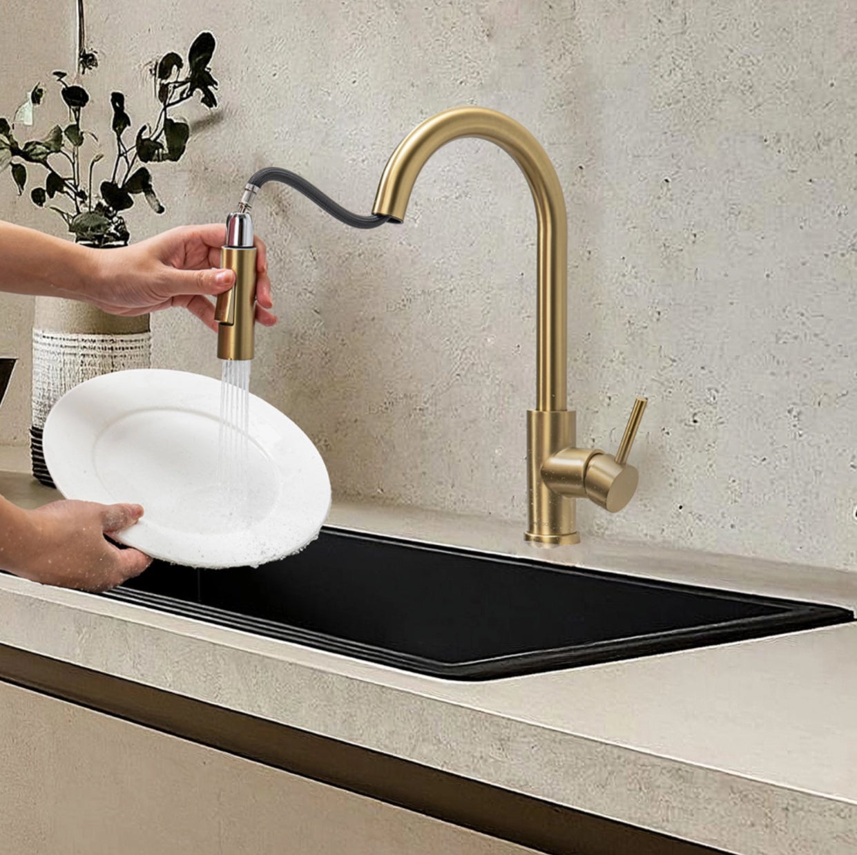 ROBINET CUISINE EN LAITON DORE BROSSE (OR MAT) COLLECTION SCAMANDRE - 8