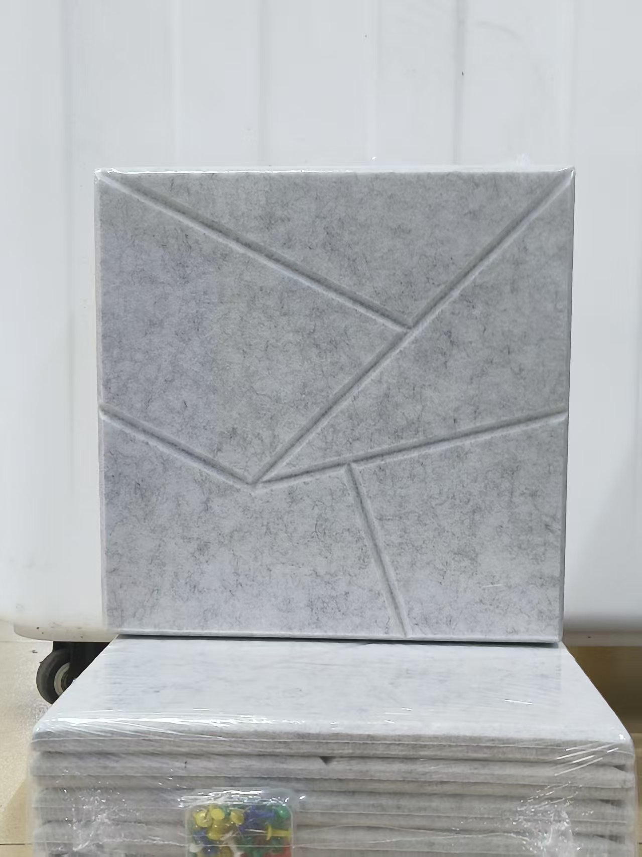 Juego de 12 paneles insonorizantes autoadhesivos decorativos para paredes, puertas y techos, blancos, 30 x 30 cm (adhesivo) - 9