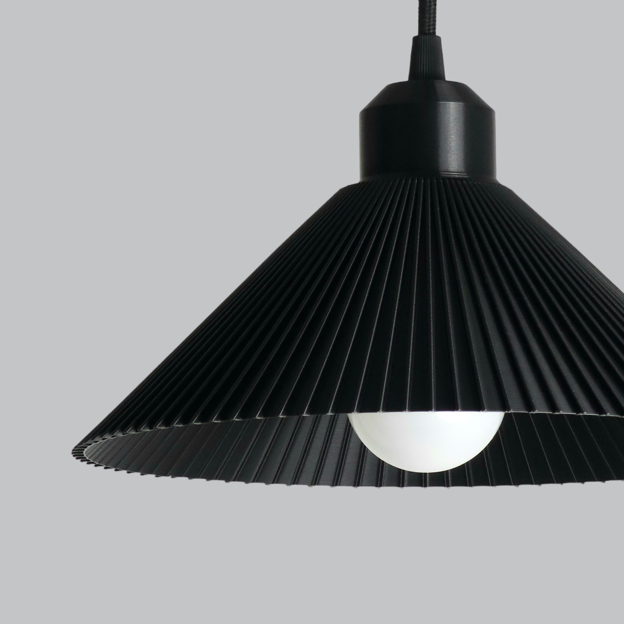 Candeeiro de teto modelo COLT NNN Preto /cabo preto/flor preta - 9