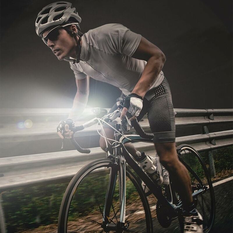 Lampe Avant Vélo LED 1200 Lumens USB Rechargeable - Étanche, Aluminium, 3 Modes