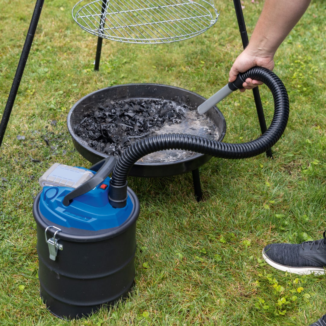 Scheppach Aspirateur à cendres 3 en 1 sans fil 20V C-AVC15-X - cuve 15L - vendu sans batterie ni chargeur - 2