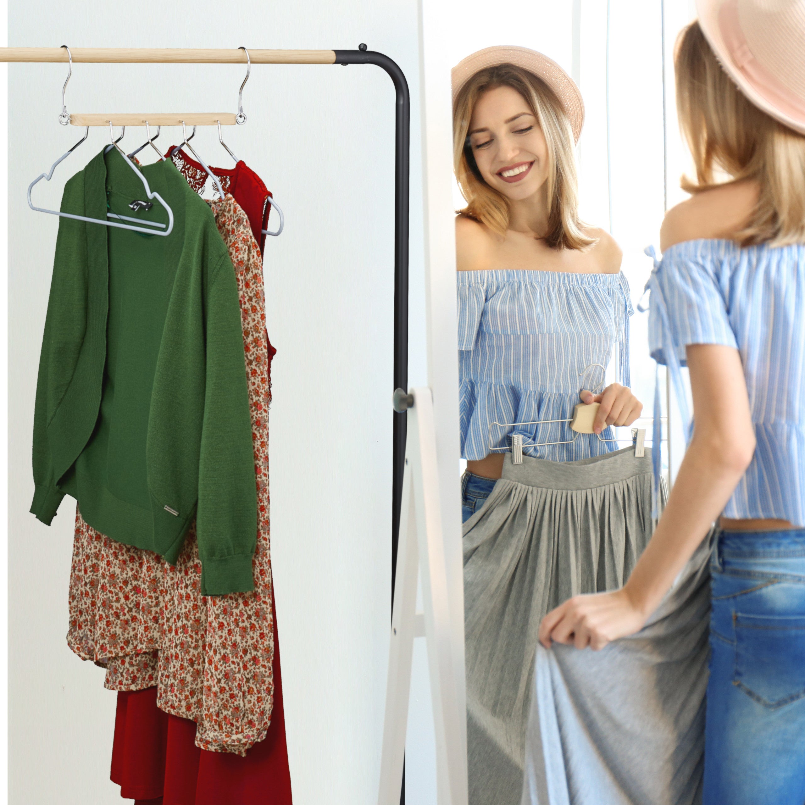 3x cintres multiples, peu encombrant, 4 pour chemises avec traverse pour pantalon, en bois et métal, antidérapant - 5