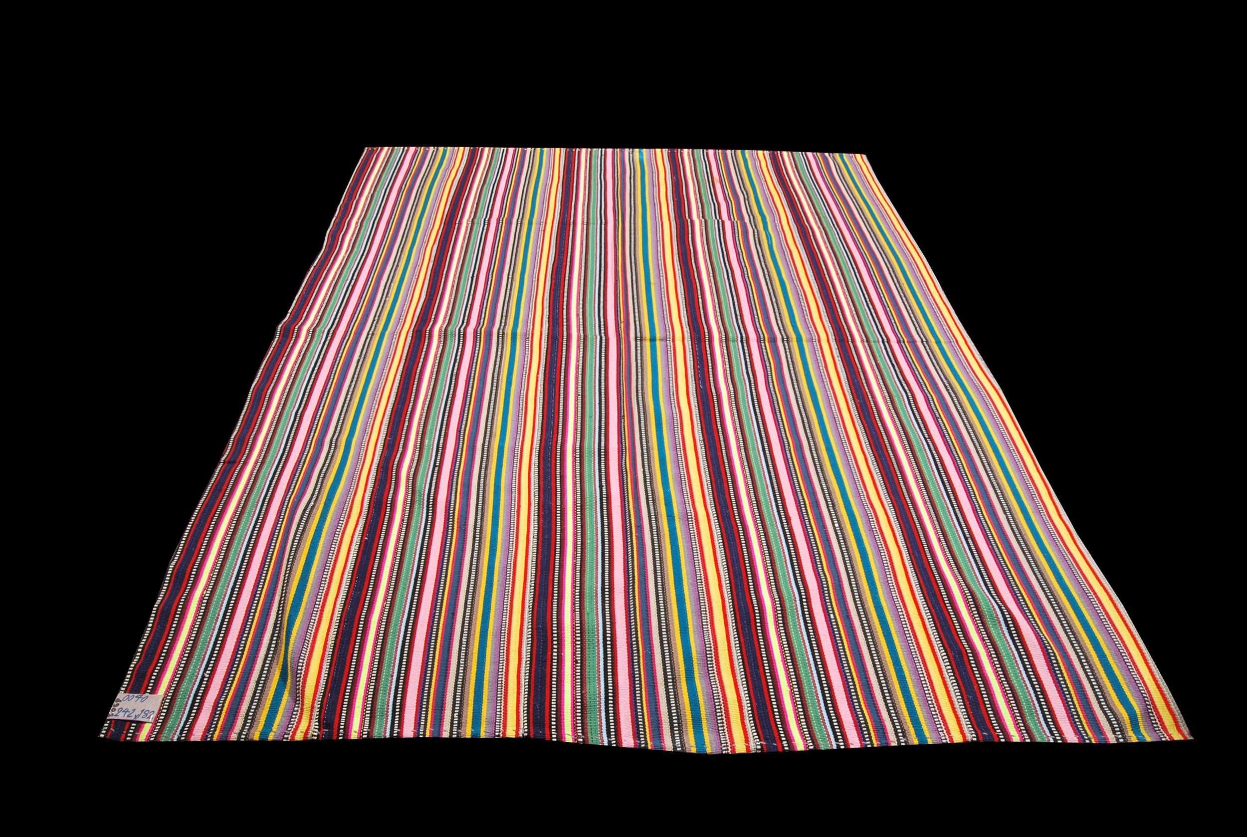 Oryginalny ręcznie tkany kilim/dywan z certyfikatem autentyczności 242x182 cm GALLERIAFARAH1970