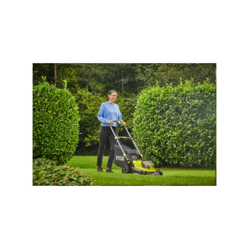 Tondeuse poussée RYOBI 18V Brushless - coupe 40cm - 2 batteries 4,0Ah - 1 chargeur rapide - RY18LMX40C-240 - 3