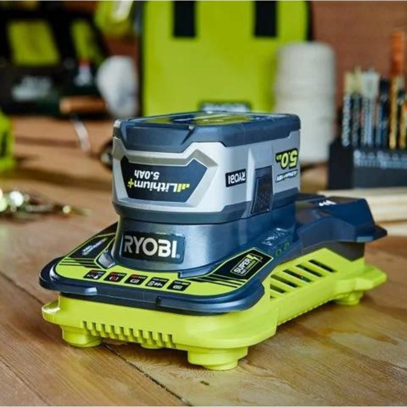 Ryobi Caricabatteria ONE+ ONE+ RC18150 mod. 5133002638 EAN 4892210141873 - 3