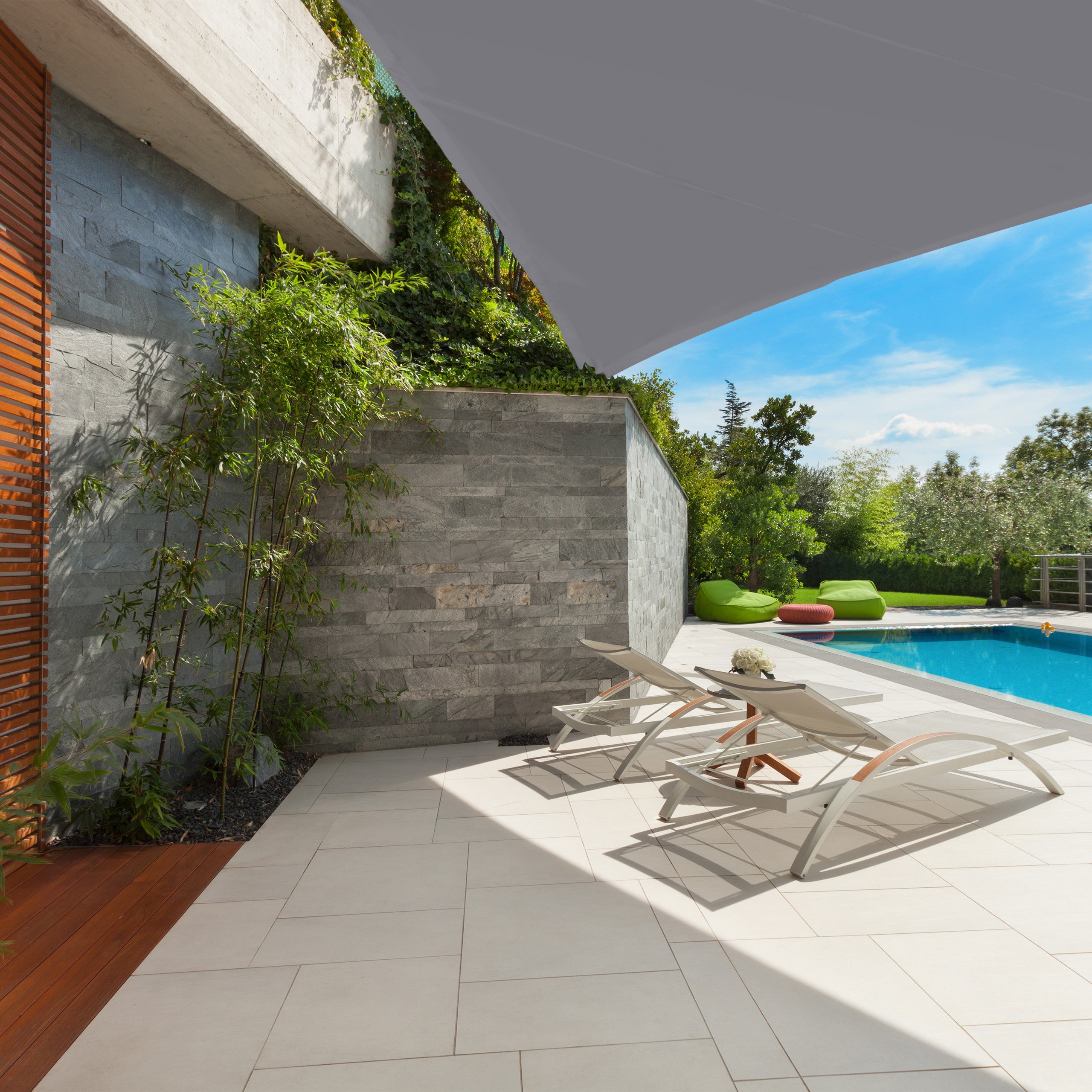 Voile d’ombrage triangle diffuseur d’ombre protection soleil jardin UV 4x4x4 m toile résistante à l'eau, gris, Relaxdays - 3