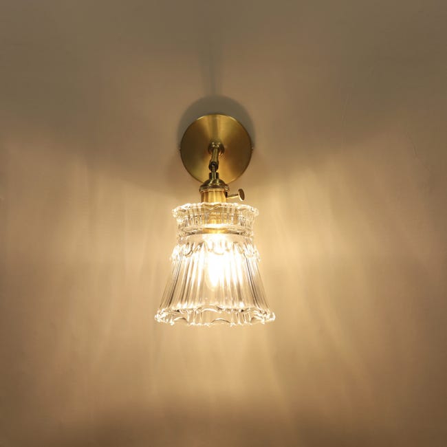 Audo applique murale TR Bulb Suspended, laiton, verre Audo applique murale TR Bulb Suspended, laiton, verre