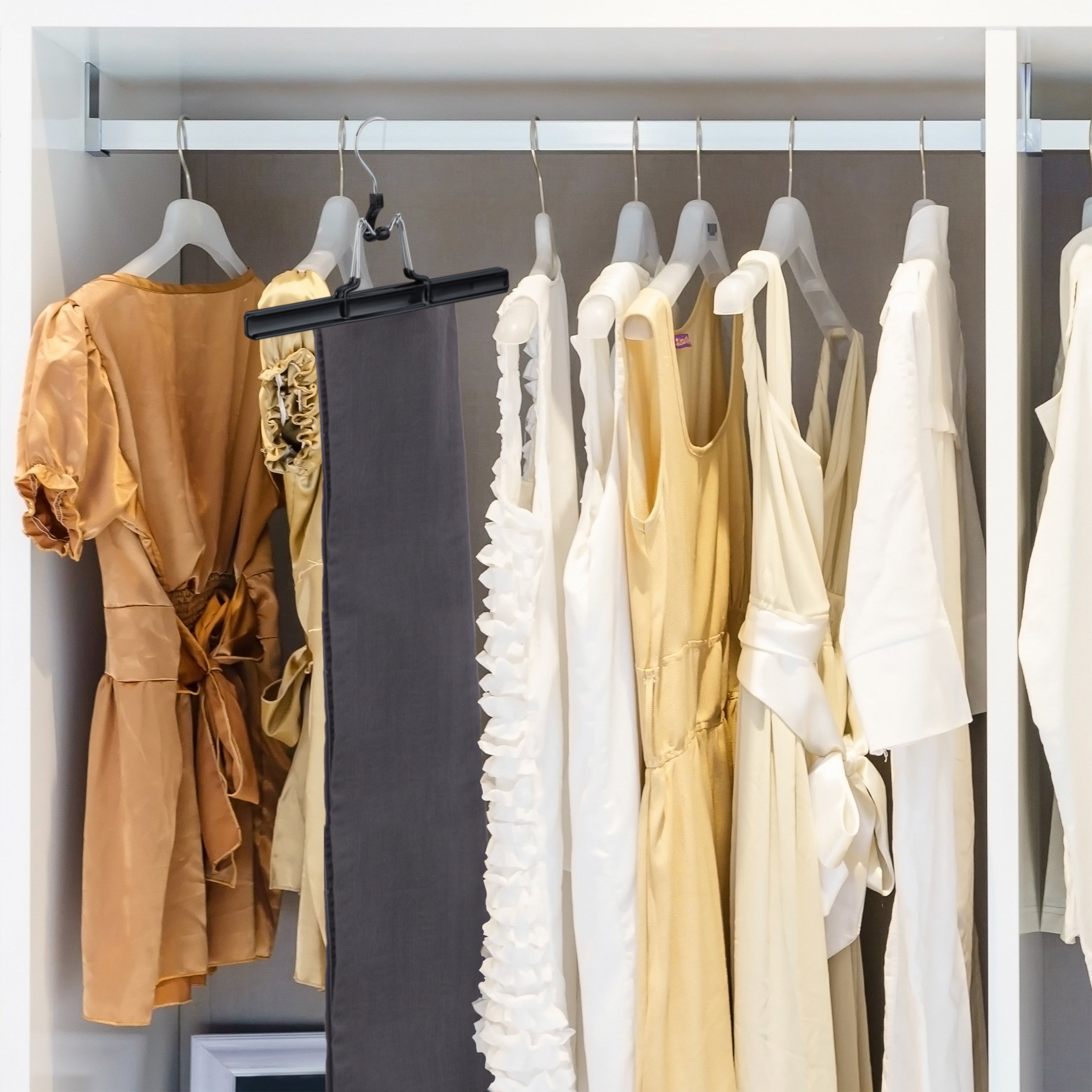 Cintres-pinces, lot de 30, pour pantalons et jupes, en métal, pinces, caoutchouc, crochet rotatif 360°, 26 cm, noir - 3