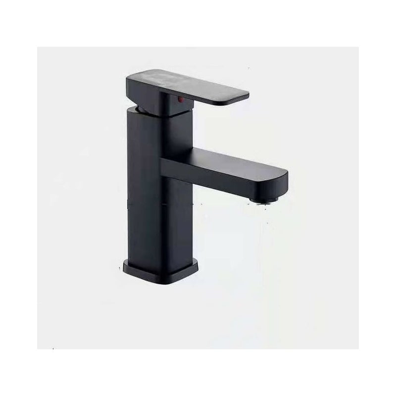 Czarny kran mieszaczowy do umywalki łazienkowej