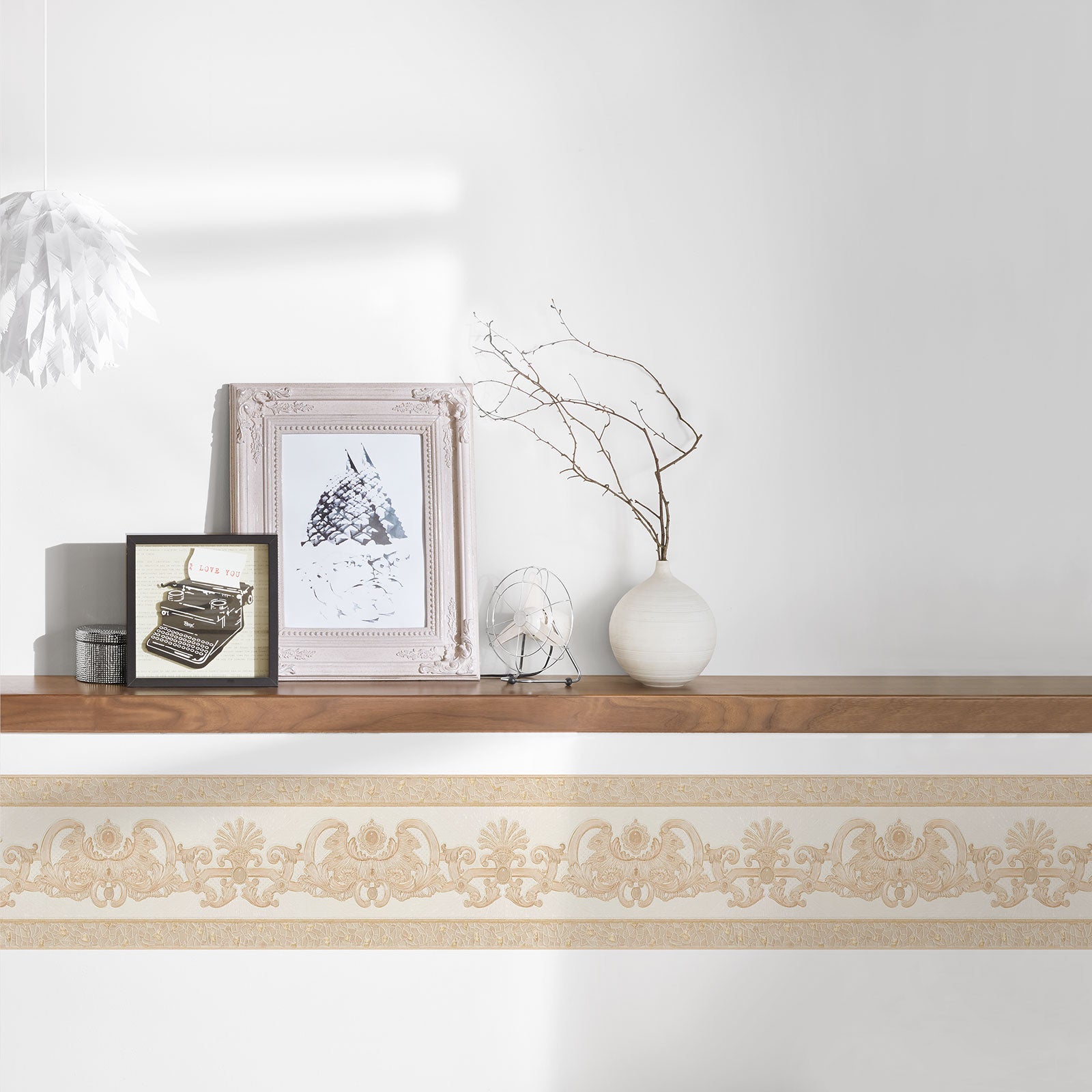 Cenefa barroca con muchos detalles cenefa beige con dibujos florales y geométricos cenefa elegante para dormitorio, pasillo, sala de estar