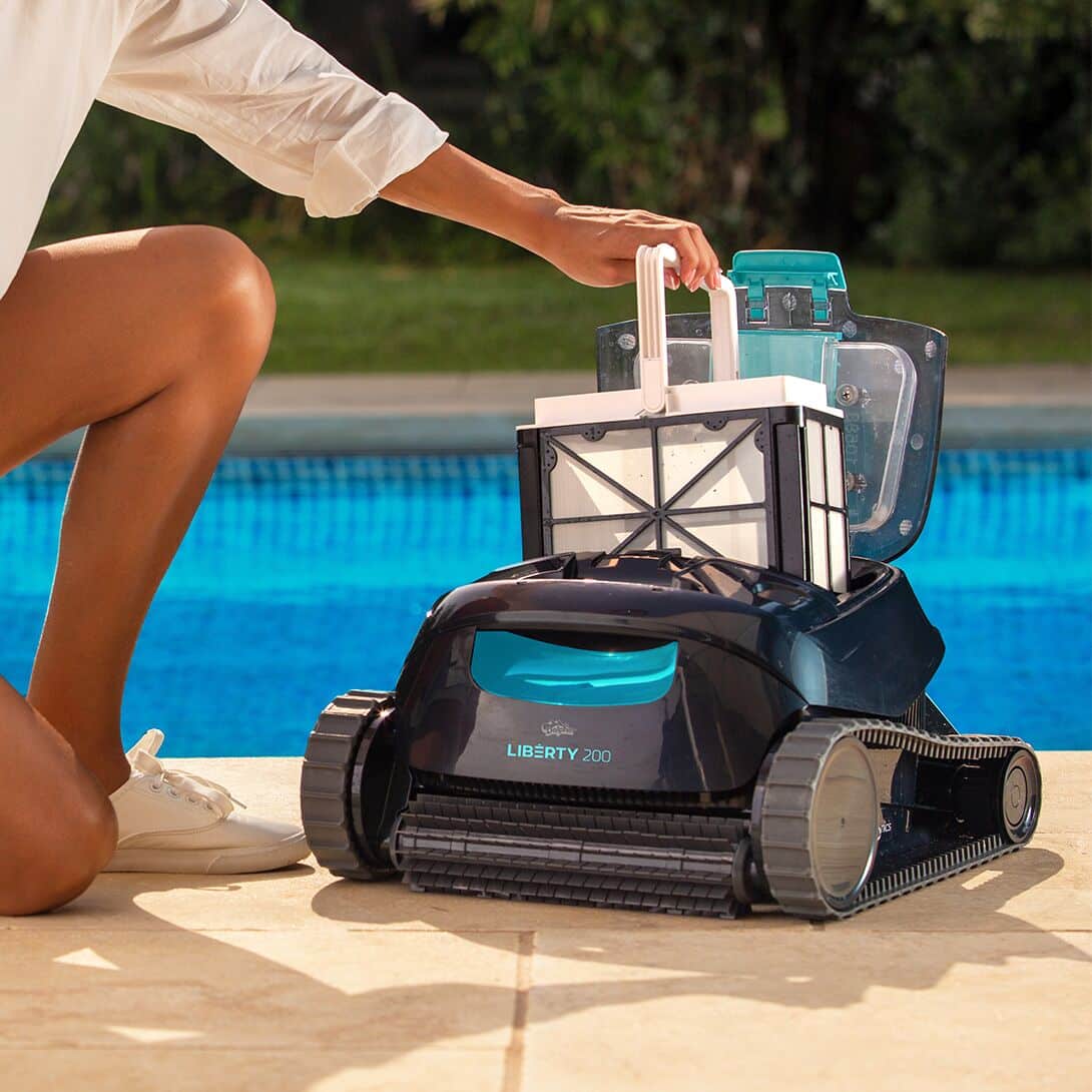 Robot piscine sans fil dolphin liberty 300 - 4