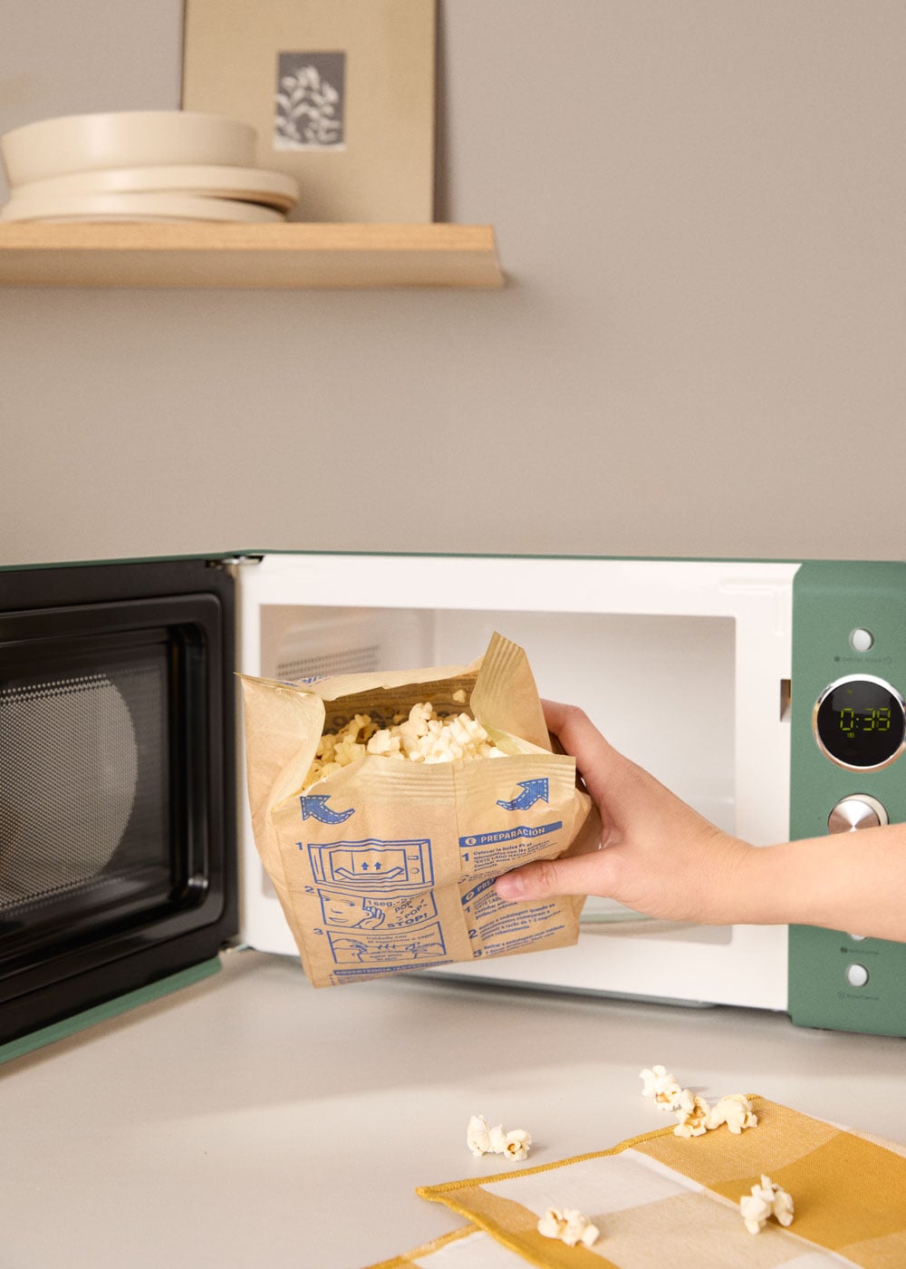 CREATE - MICROWAVE RETRO - Micro-ondes 20L gril numérique 900W- Sauge - 5