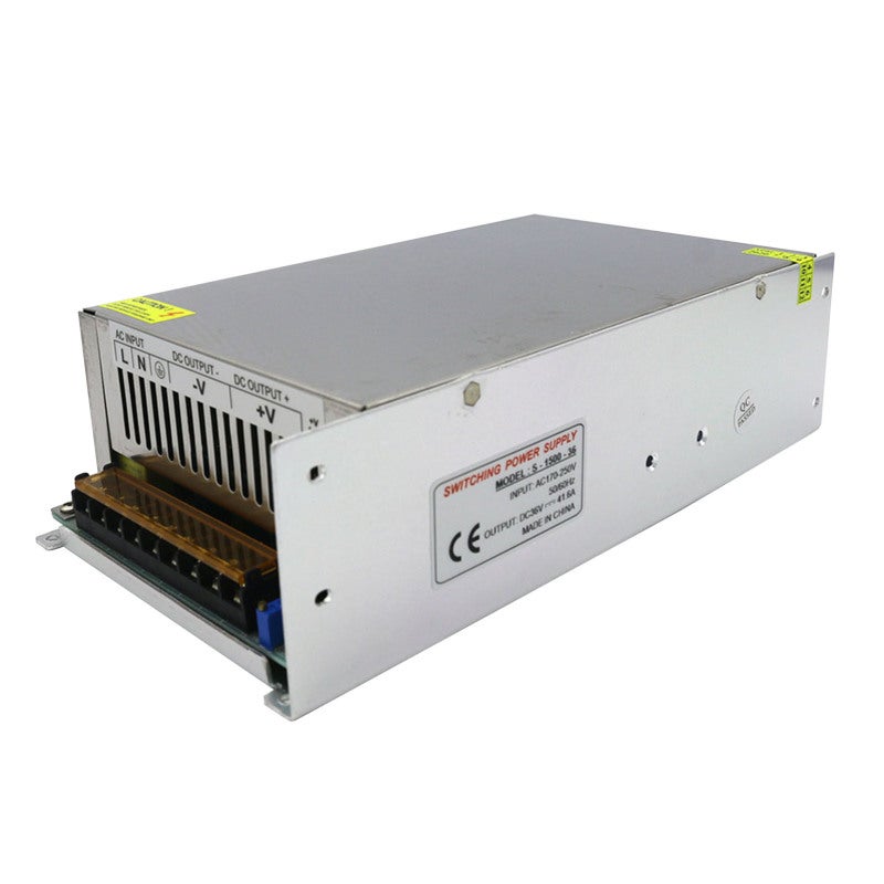 Transformateur de tension variable automatique VEVOR 500 VA, 3.84 A