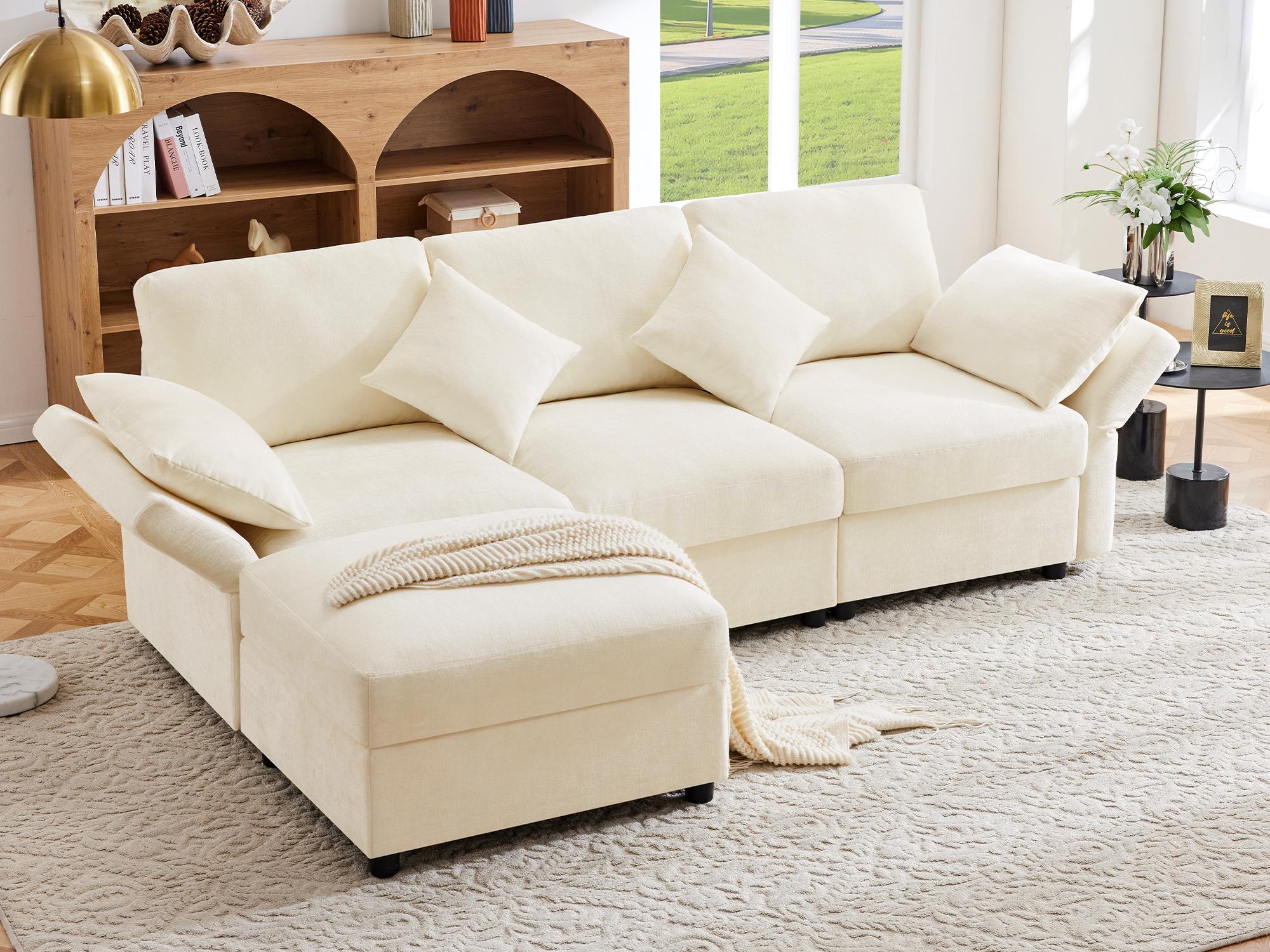 Narożna sofa w kształcie litery L - 3-osobowa - z podnóżkiem - 4 poduszki - regulowane podłokietniki - beżowy
