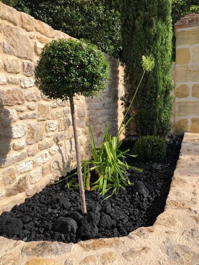 Pouzzolane noire 7/15 en big bag d'1m3 - 3