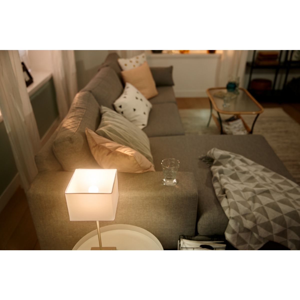 Philips Hue White E14 LED drops lussuria, doppio pacchetto, dimmerabile - 2