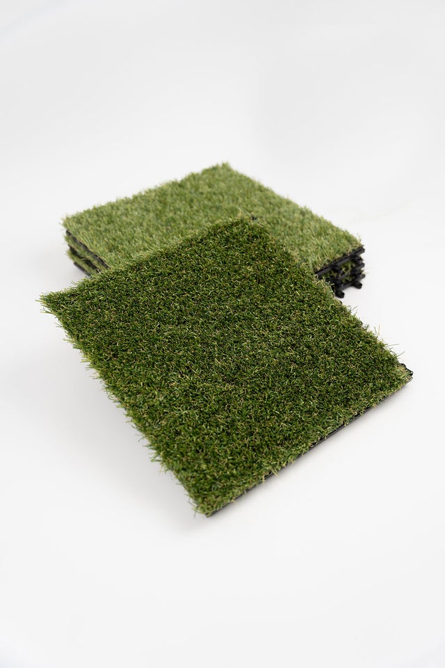 Dalle gazon synthétique, balcon, terrasse, 25 mm épaisseur, Modular Tile, 30x30cm (1 Dalle)