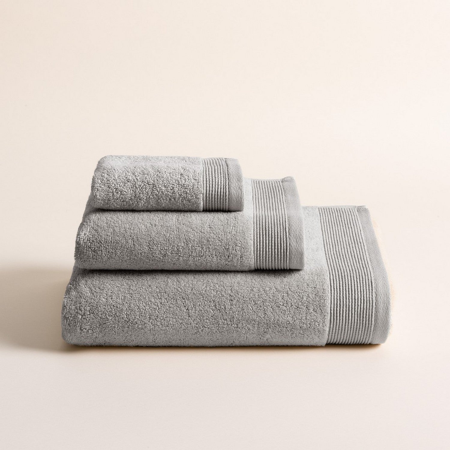 Gris clair