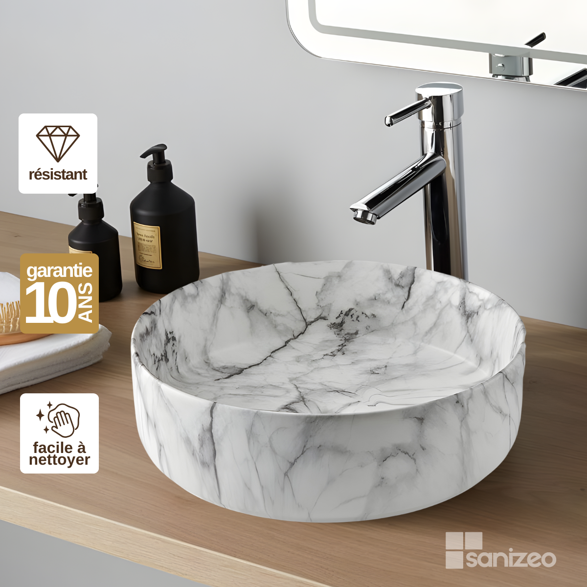 Form, lavabo da appoggio in ceramica nero opaco 60 x 35 x H15 cm di Alice Ceramica | Paoloni