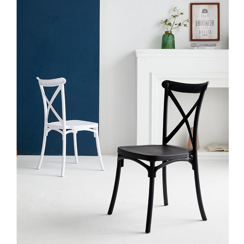 Lot de 4 chaises noires style BISTROT en résine polypropylène - 2