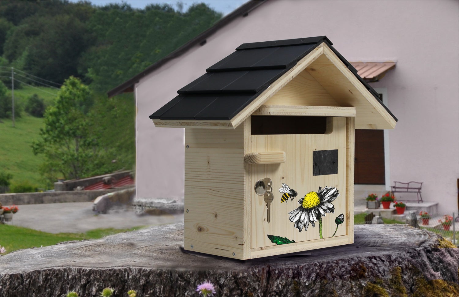 BOITE AUX LETTRES BOIS CREASTUCE : L'ABEILLE BUTINE COURTE PRESTIGE - 3