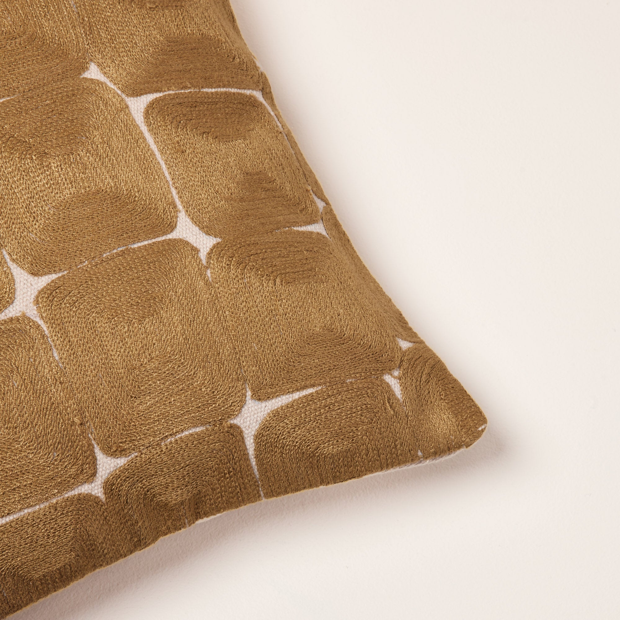 Housse De Coussin en Toile de coton, broderie point de chainette satinée KARTY Jaune 40x40 cm - 2