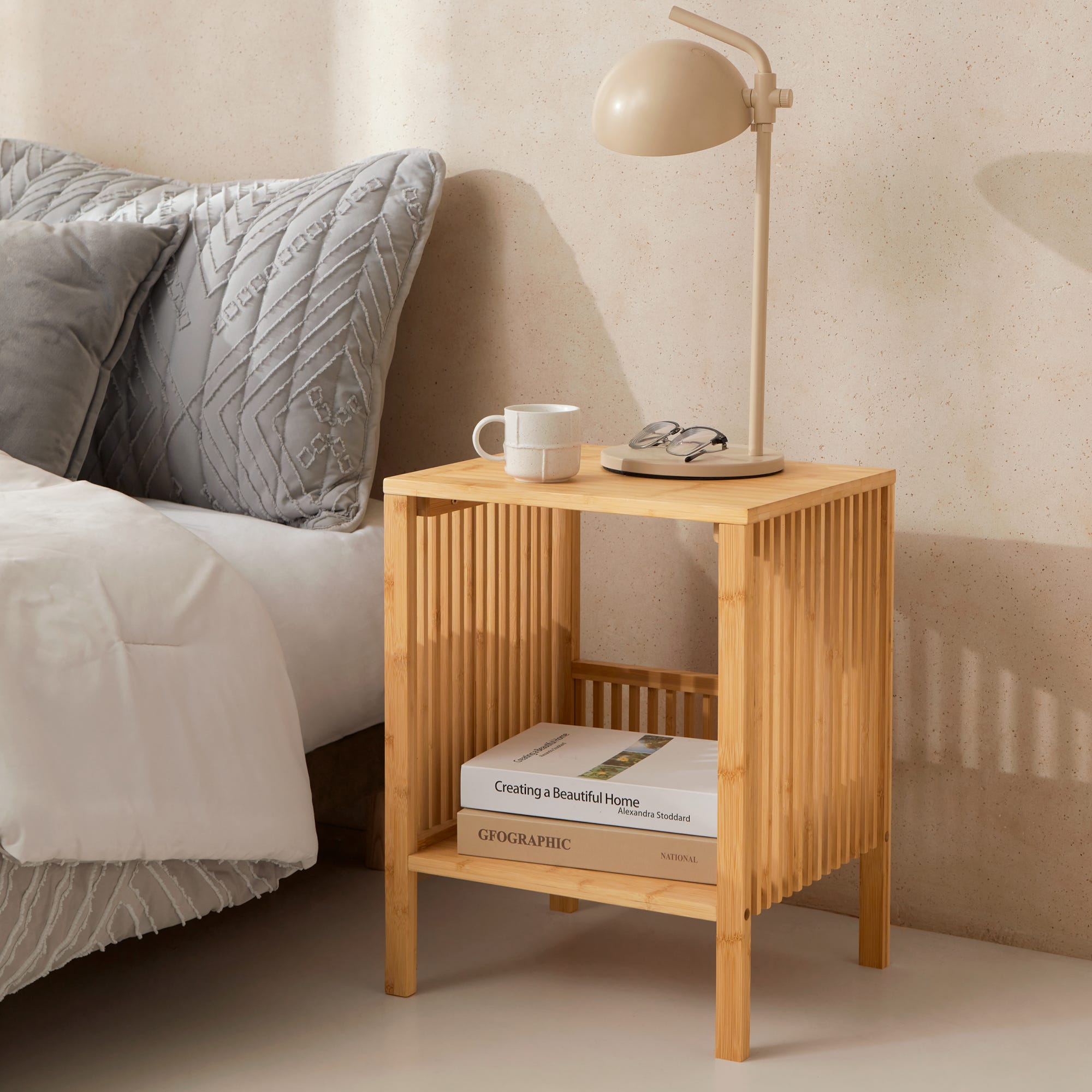 Comodino in bambù con cassetti Mobili per la casa Comodino in bambù con cassetti Mobili per la casa
