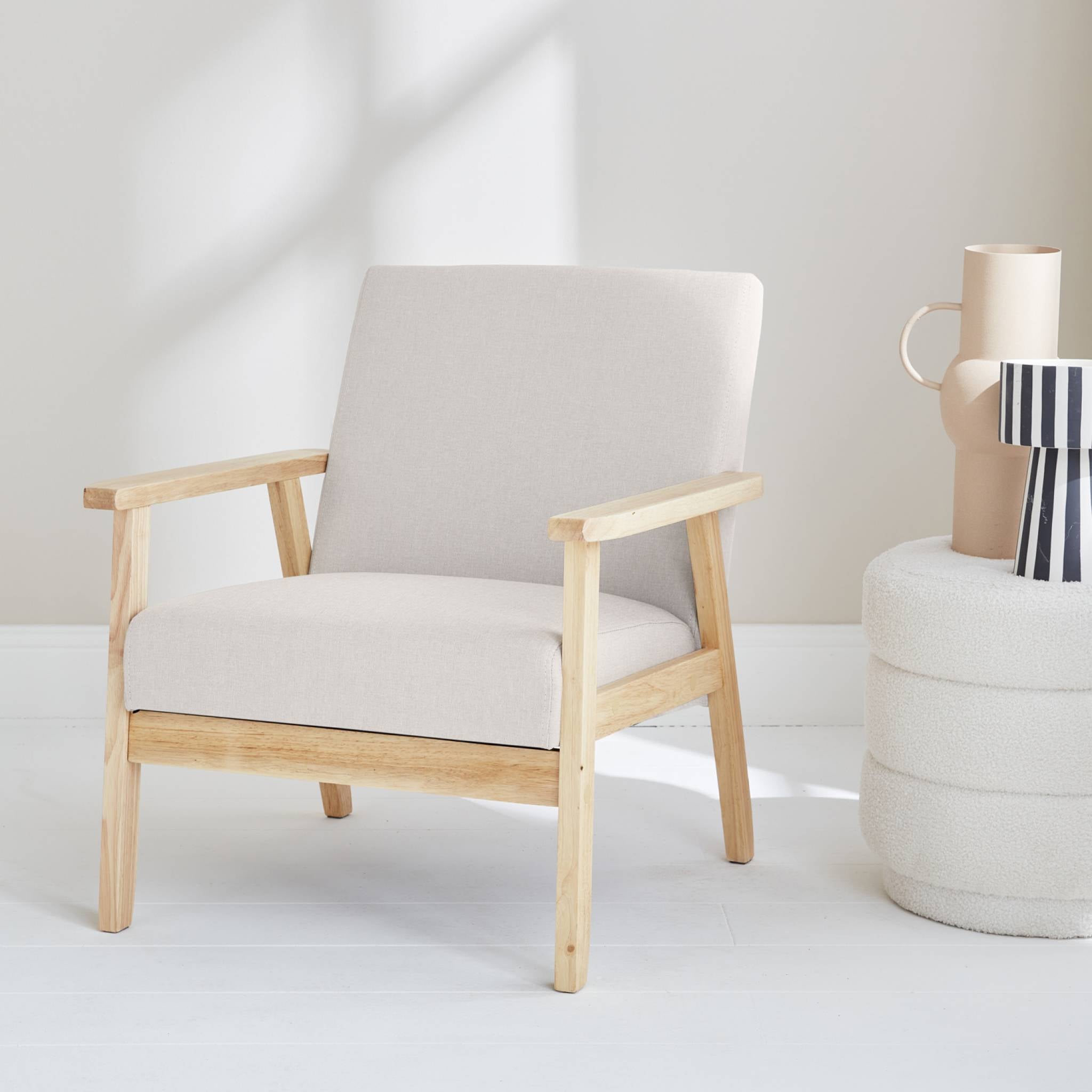 Fauteuil scandinave en bois et tissu crème. Isak. L 64 x P 69.5 x H 73cm - 2