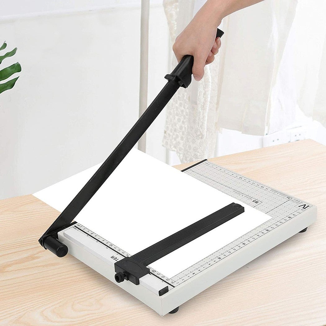 Tagliacarte A4 HOMCOM | Per 12 Fogli | Con Griglia Metrica | Base In Metallo - Foto 9