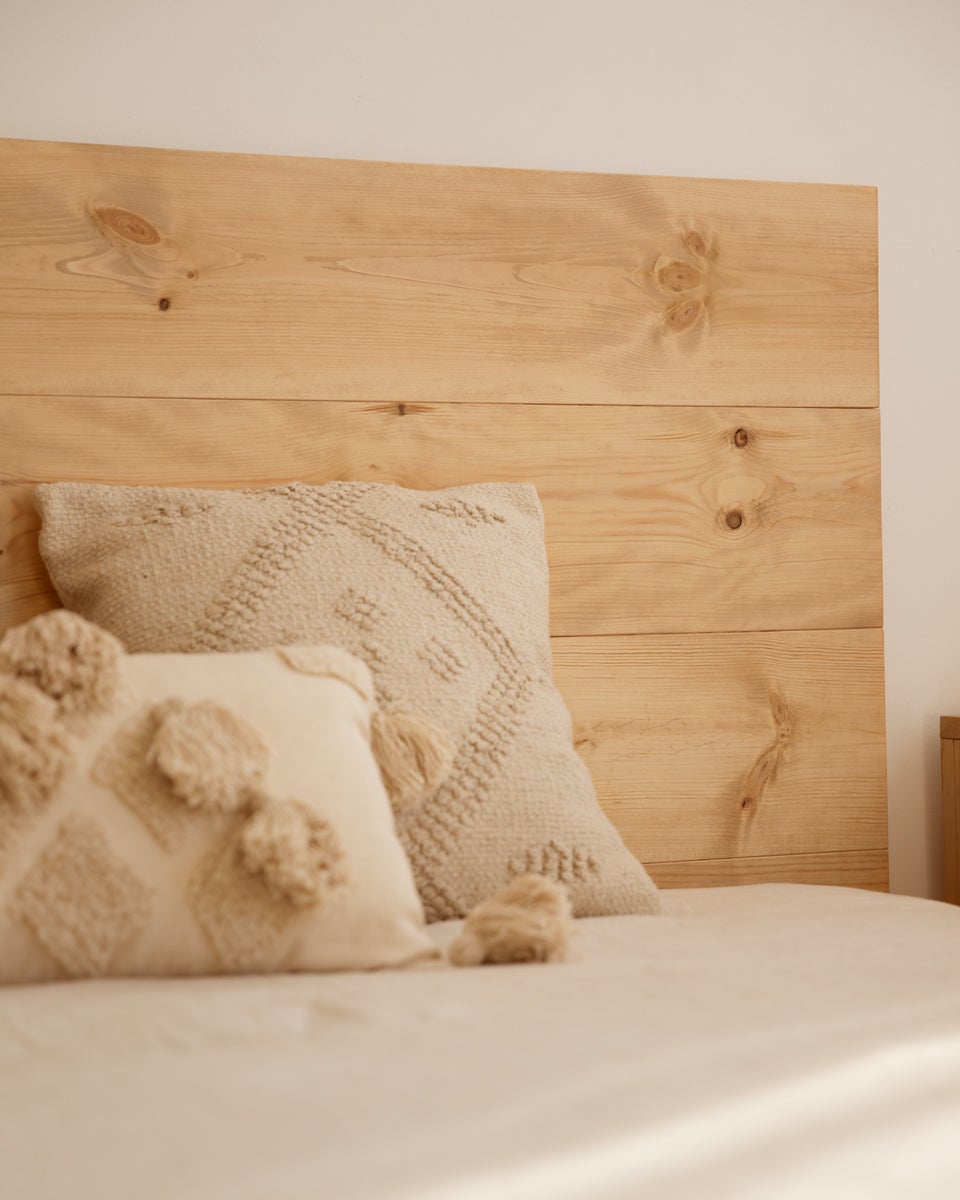 FLANDES - Cabecero de cama de madera maciza en tono roble medio de 160x80cm - DECOWOOD - 3