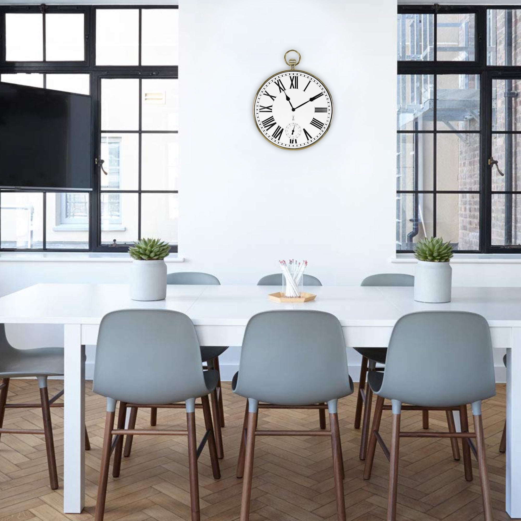 Orologio da parete di design FISHTEC, Orologio a soffietto in stile vintage, Grandi numeri romani, Facile da leggere, Radiocontrollato, Ø 30 CM - 2