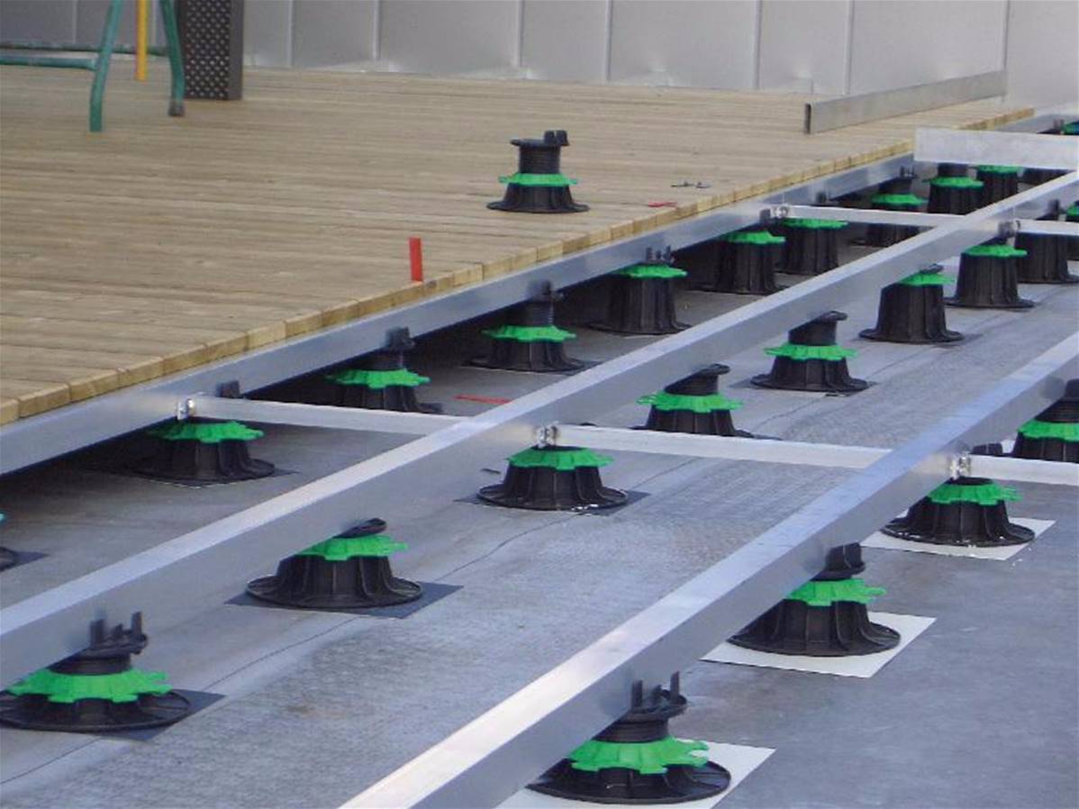 Piastrella in legno per terrazza parcellare regolabile 40/60 mm - gamma ESSENTIAL - Jouplast - 60 pezzi - 4