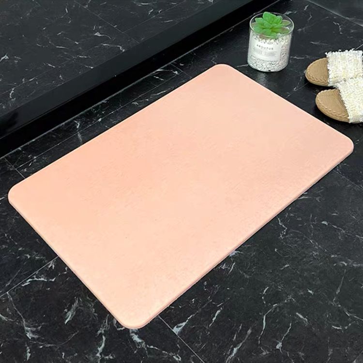 Mata podłogowa z ziemi okrzemkowej, twardy materiał, odpowiednia do łazienek i kuchni (różowa, 39 x 60 x 0,9 cm)