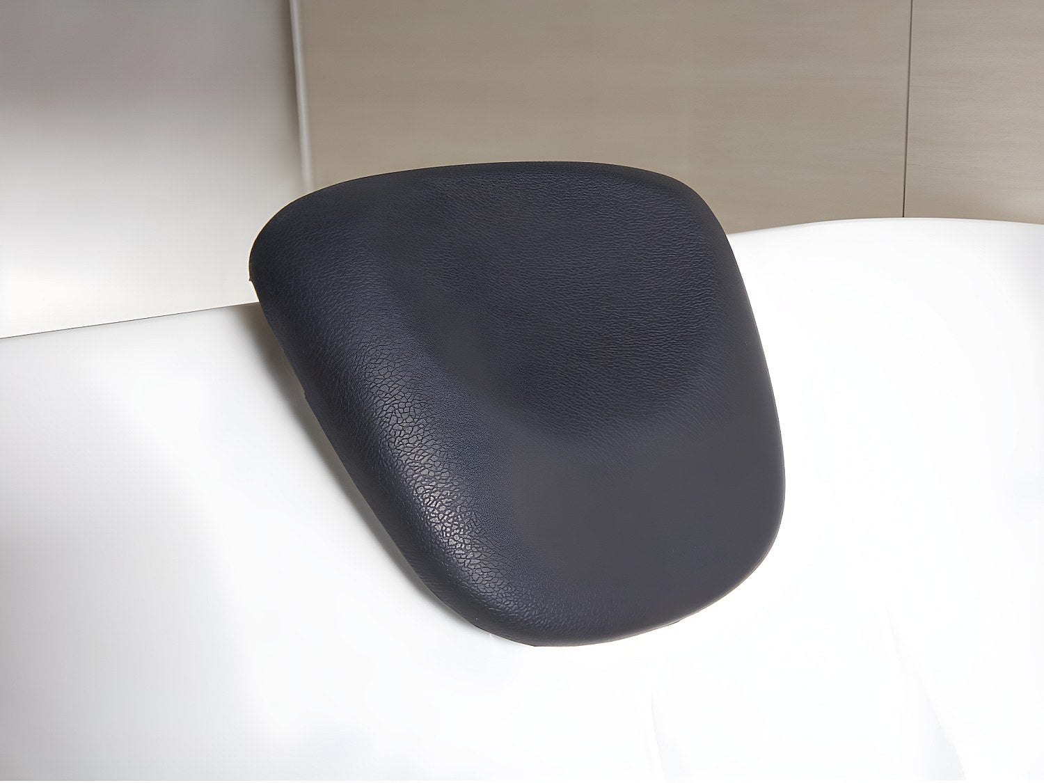 Baignoire balnéo blanche - 1 place - 140L - 150 x 75 x 54,5 cm - Angle gauche - GAVINO - 4