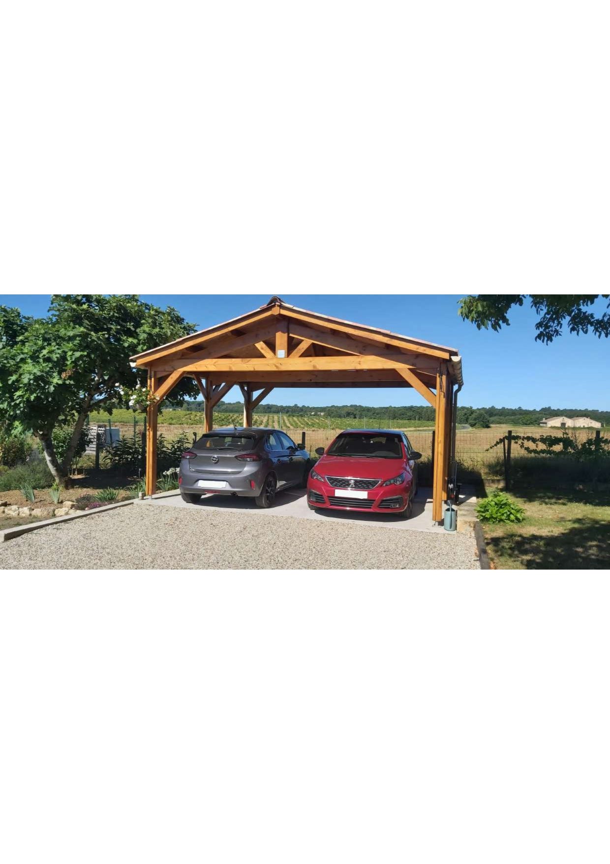 Carport SUR MESURE Charpente Deux Pentes 550 Cm X 6 Poteaux Bois carport-sur-mesure-charpente-deux-pentes-550-cm-x-6-poteaux-bois