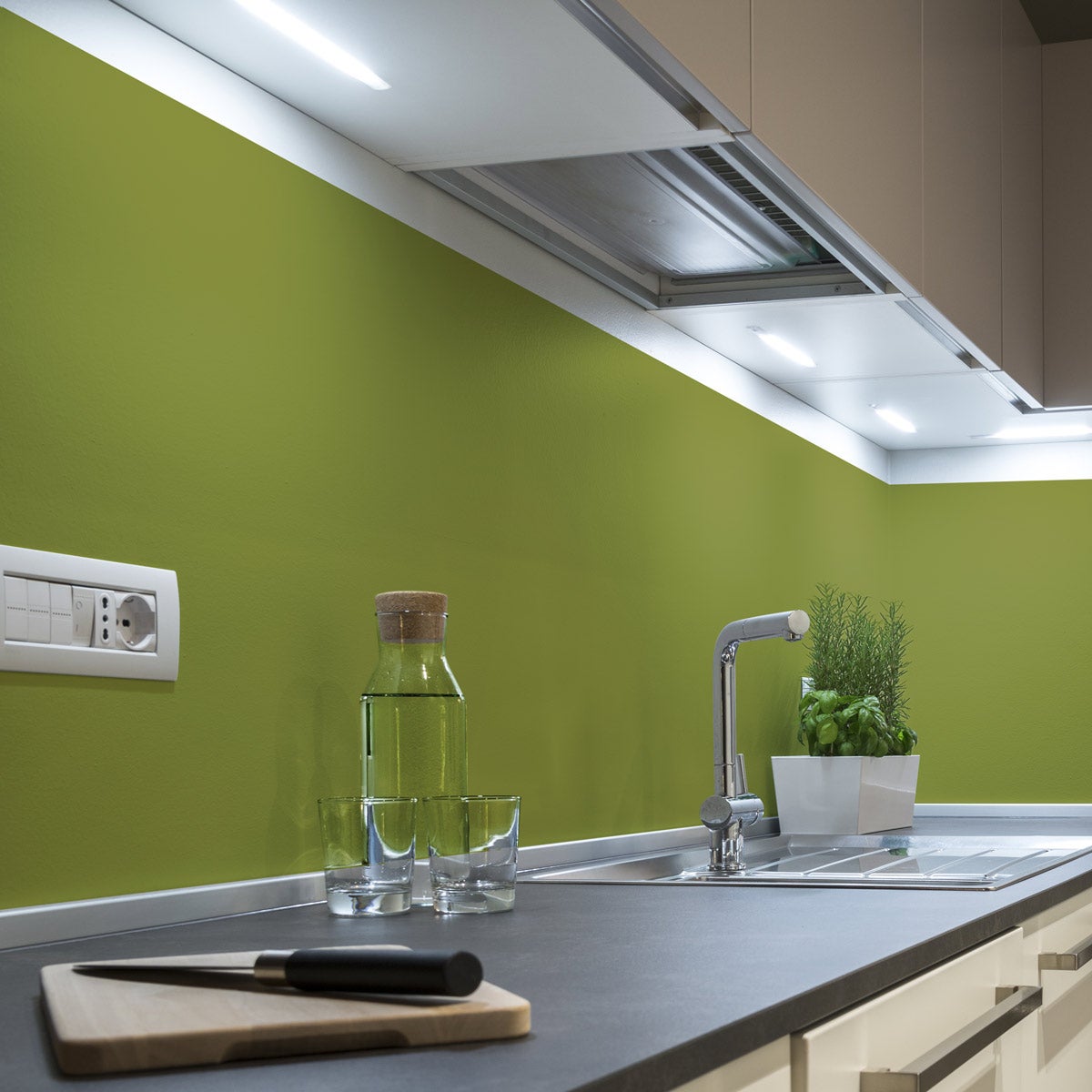 Rouleau adhésif décoratif Vinyle au Mètre - Sticker Lavable Imperméable Mur Cuisine Meubles - 60cmx1m - Vert olive - 3