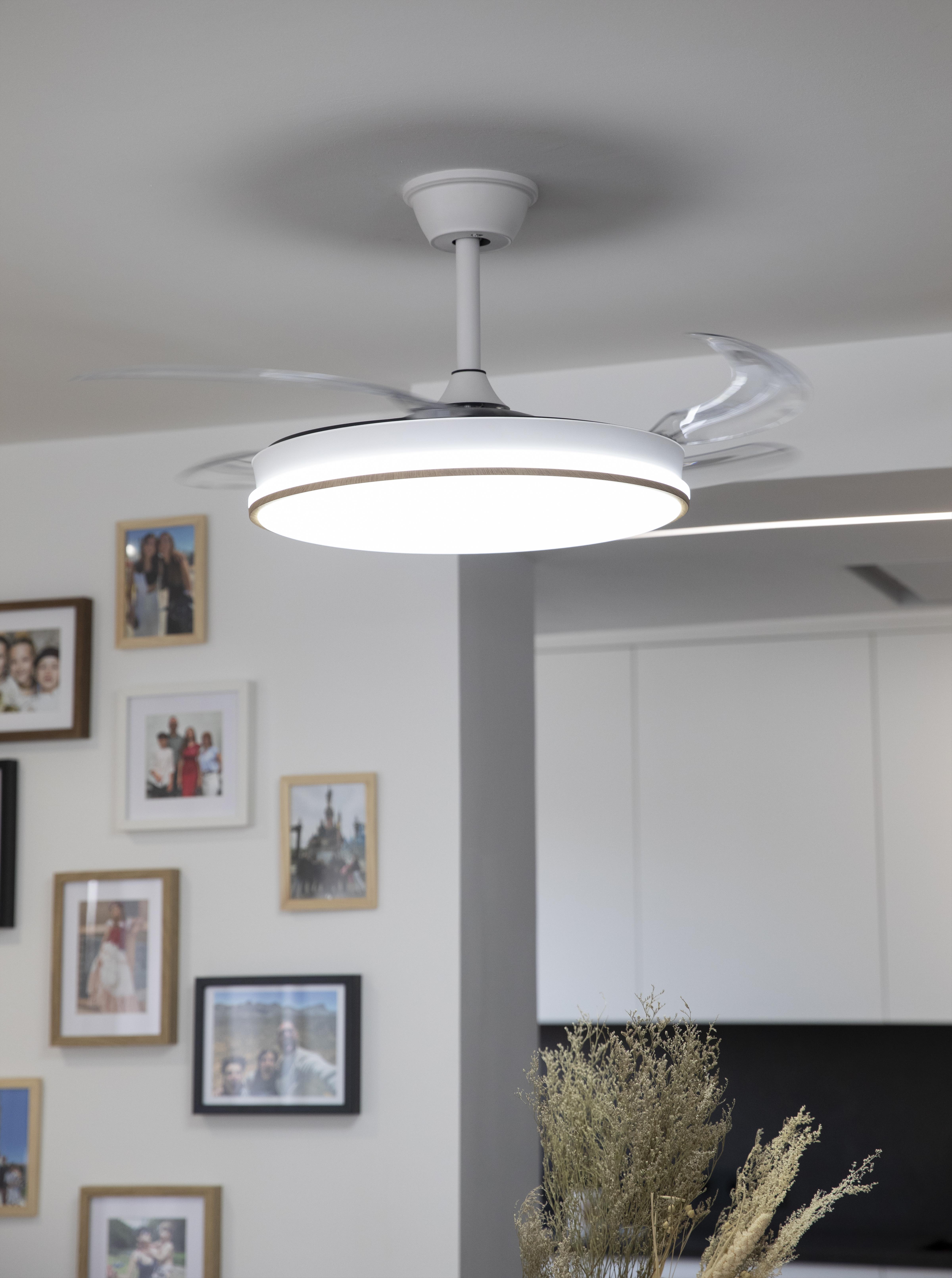 DUPI Ventilador de Techo con Luz LED COSMOS | Motor DC Silencioso | Función Verano e Invierno | 6 Velocidades | Aspas Retráctiles | Blanco-Taupe - 4