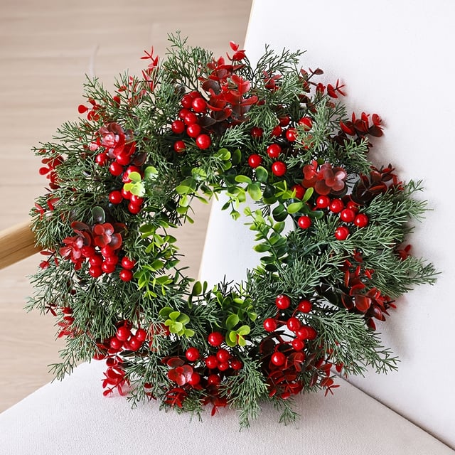 Couronne de Noël artificielle de 35 cm avec aiguilles de pin et baies rouges, pour décoration de porte d'entrée, couronnes de Noël