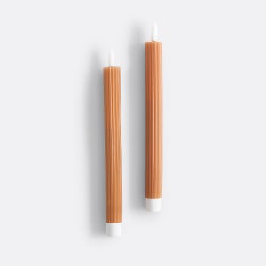 Lot De 2 Bougies LED En Forme De Pommes De Pin – Flamme 3D Réaliste, Fonctionne Sur Piles – Décoration De Table Ou Cheminée