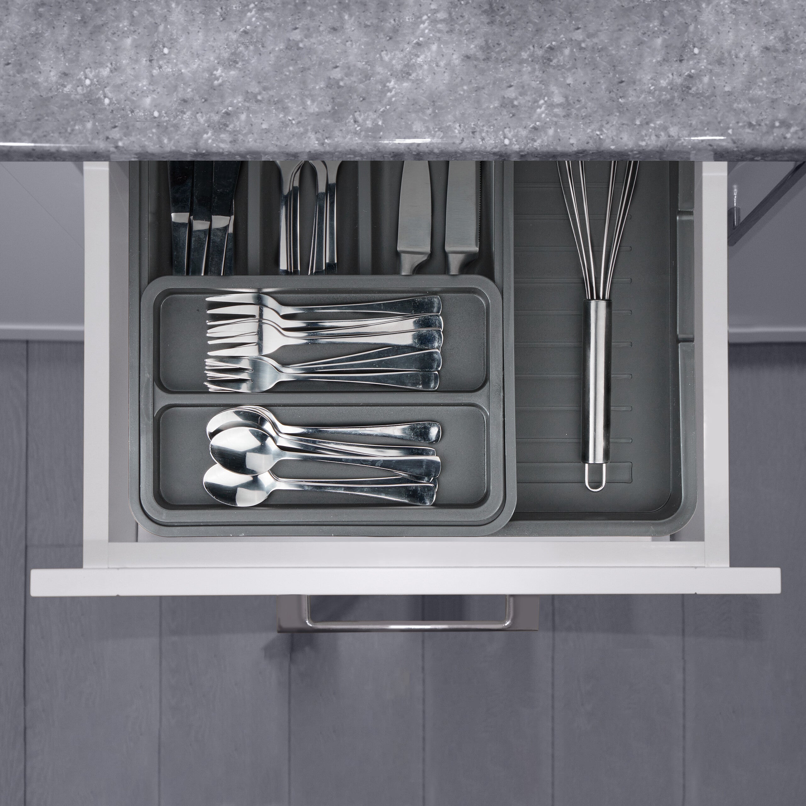 Joyfair - Portaposate, organizer per cassetti/divisore in plastica, 5 scomparti, porta utensili, porta posate pesante, da cucina/ufficio/accessori, bianco e grigio, 32.6 x 29 cm