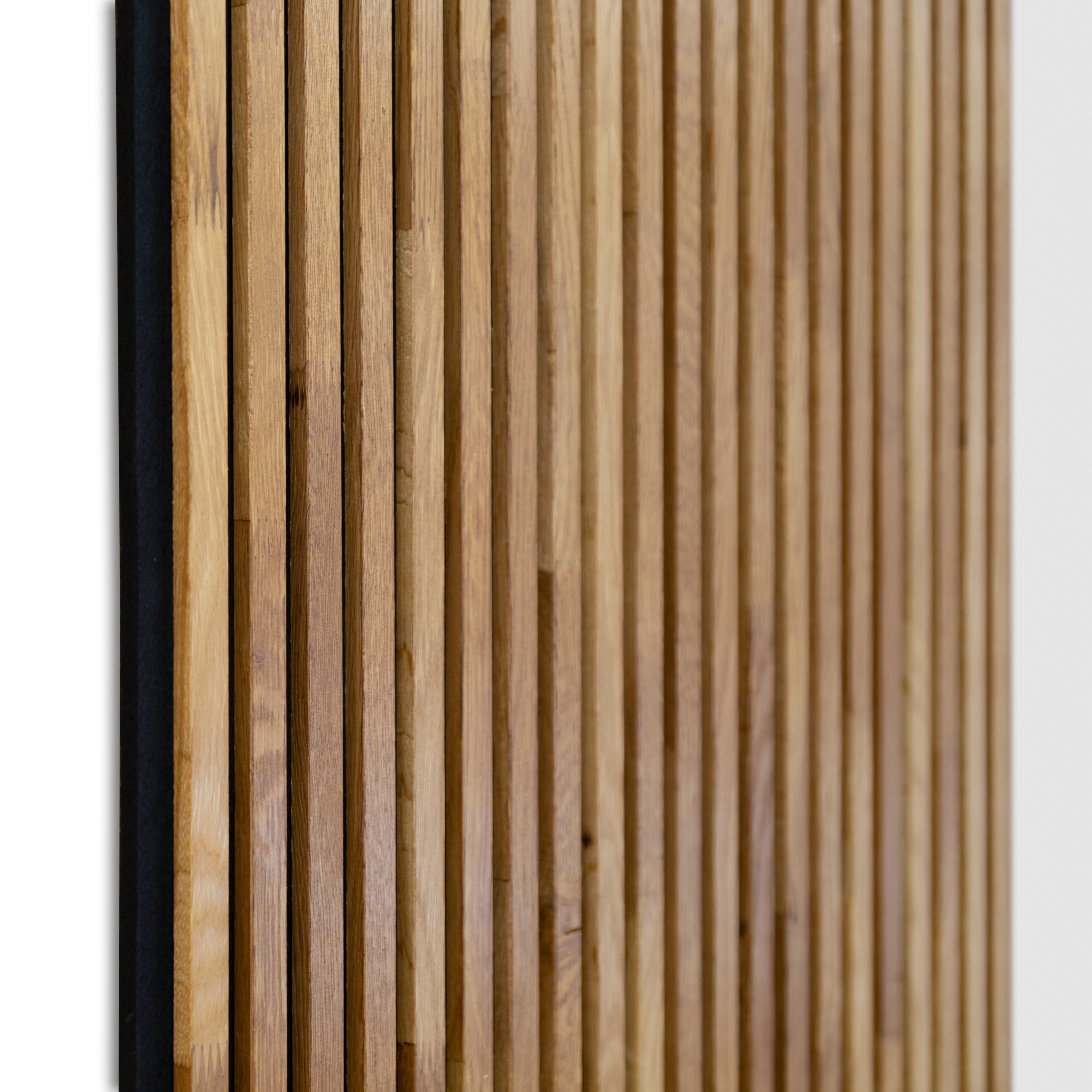 Panneau Tasseau Acoustique en Bois - Bois de Bouleau Massif - 2400x600mm - Lattes 18mm, Support en Feutre Noir - 5