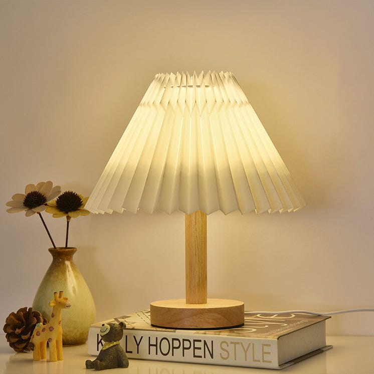 Lampada da tavolo americana semplice lampada da tavolo in ferro battuto tessuto casa soggiorno e camera da letto studio scrivania lampada LED comodino | Leroy Merlin Lampada da tavolo americana semplice lampada da tavolo in ferro battuto tessuto casa soggiorno e camera da letto studio scrivania lampada LED comodino | Leroy Merlin