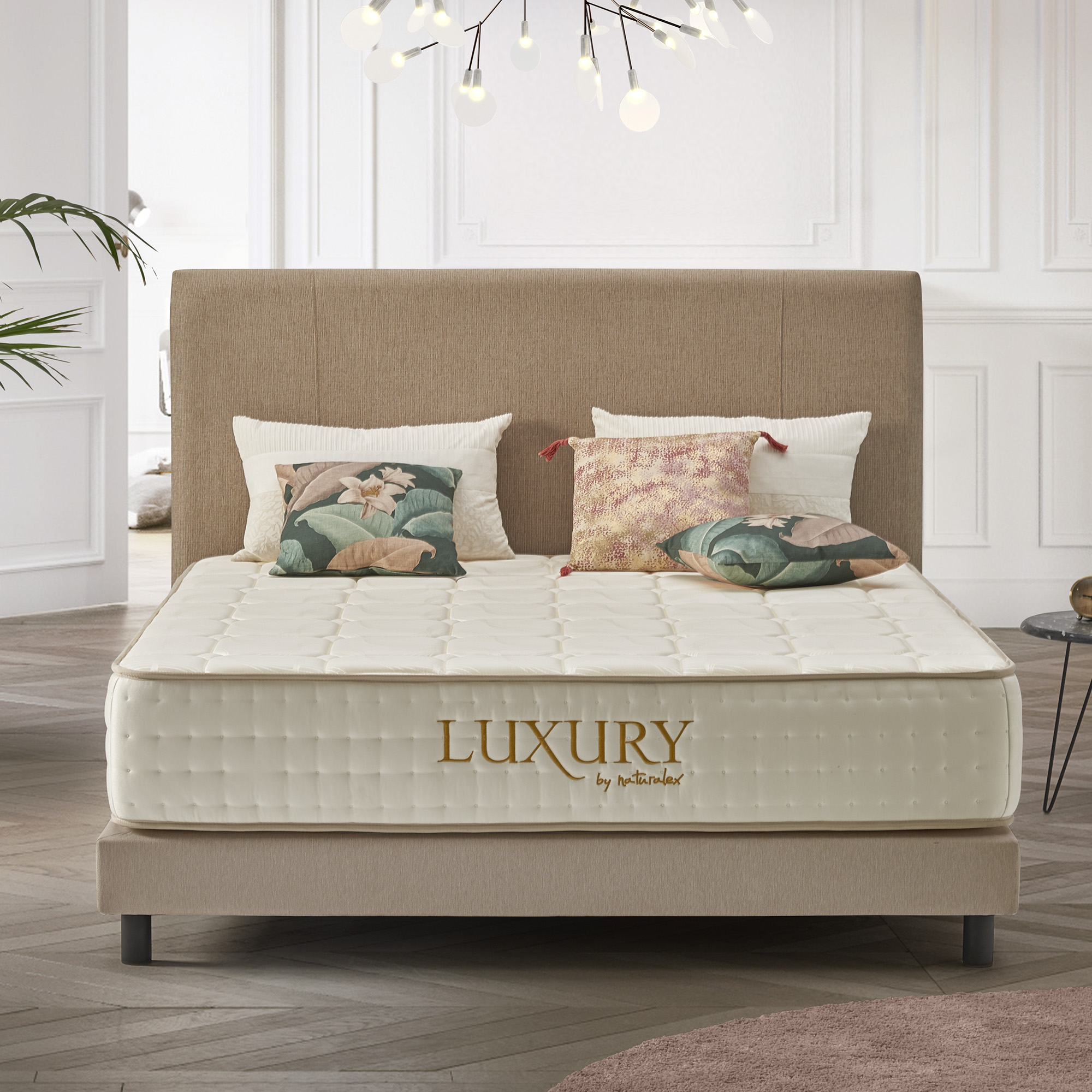 Matelas Luxury 140x190 cm - Hybride - Ressorts Ensachés + Mousse à mémoire HR + Blue Latex - Épais 26 cm - 7 Zones - Reversible - Haut de gamme - 2