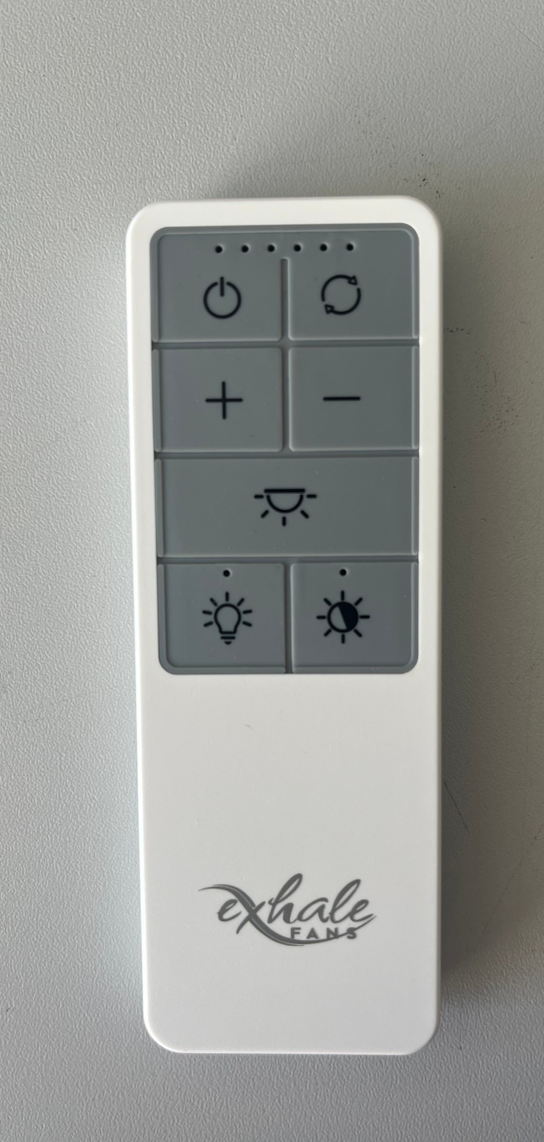 VENTILATEUR DE PLAFOND SANS PALES BLANC EXHALE AVEC LED - 4