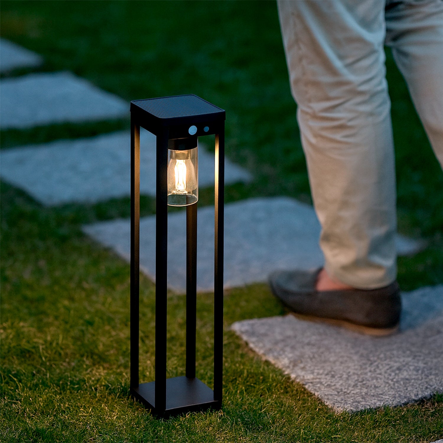 Balise Extérieure sur Pied Solaire 2W 40cm Aluminium avec Détecteur de Mouvement Devah, Noir, Aluminium, IP44, 202lm - 6