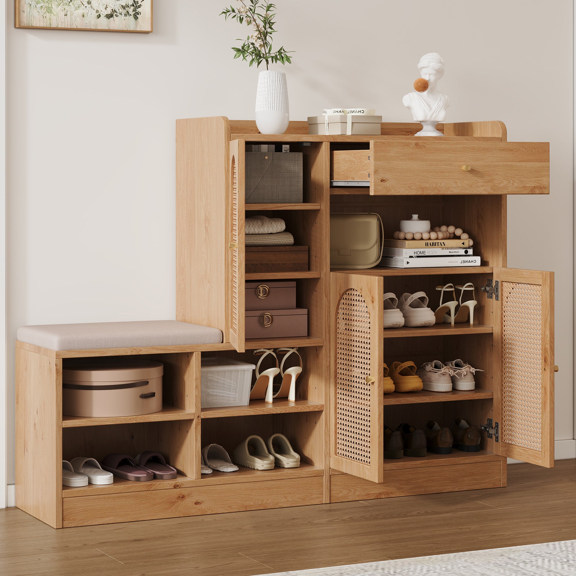Szafka na buty z ławką, 3 drzwiami z plecionego rattanu i 1 szufladą - 142 x 35 x 110 cm - Płyta wiórowa - Naturalna