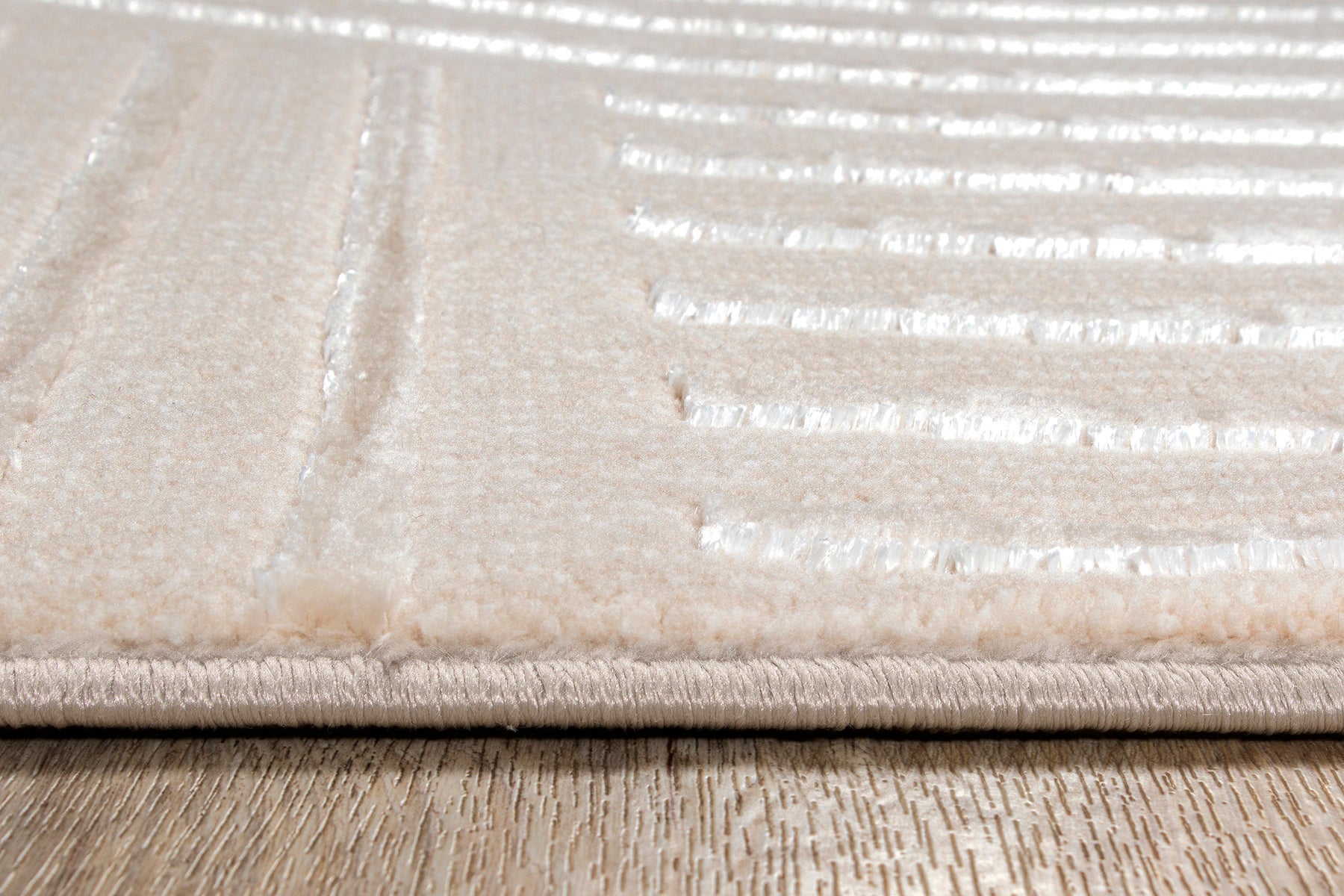 the carpet Knight Tapis de salon élégant, de haute qualité, velours court doux, effet 3D, éléments design brillants, Beige, 140 x 200 cm - 7